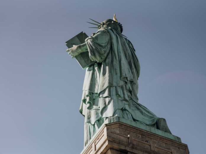 TOUR ESTATUA DE LA LIBERTAD