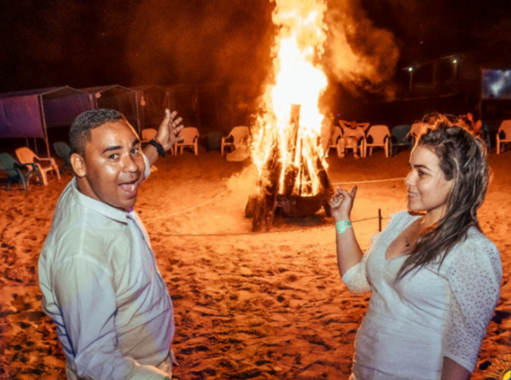 NOCHE BLANCA EN KATAMARAN SANTA MARTA