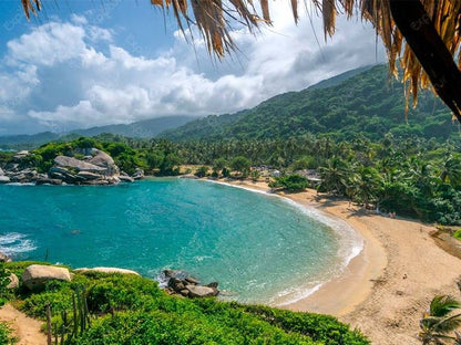 PLAYA CRISTAL SANTA MARTA