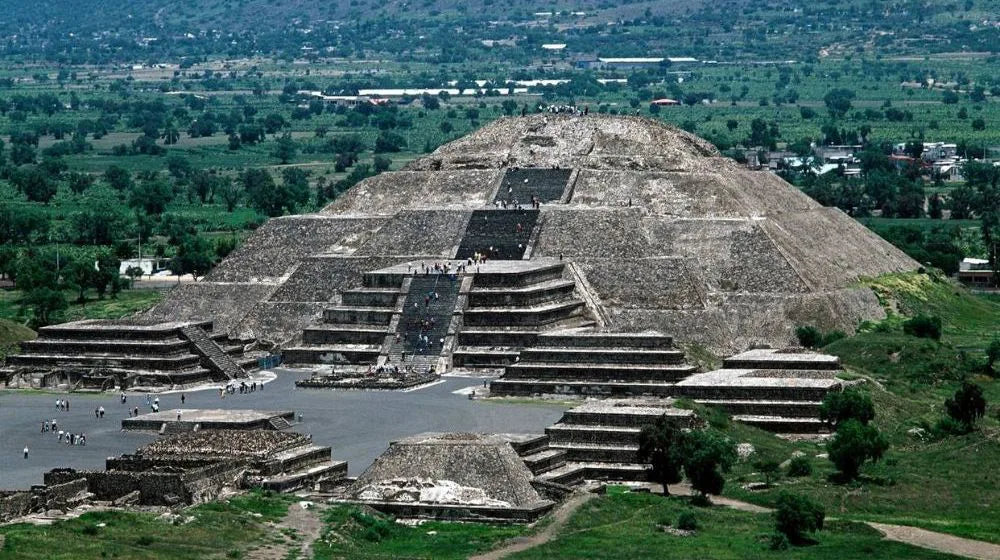 VUELO EN GLOBO - TEOTIHUACÁN ZONA ARQUEOLÓGICA + BASILICA